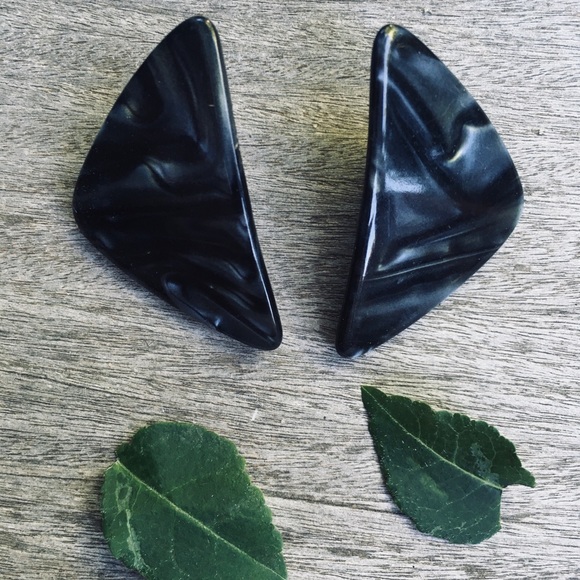 Unique stone earrings! - Picture 1 of 4